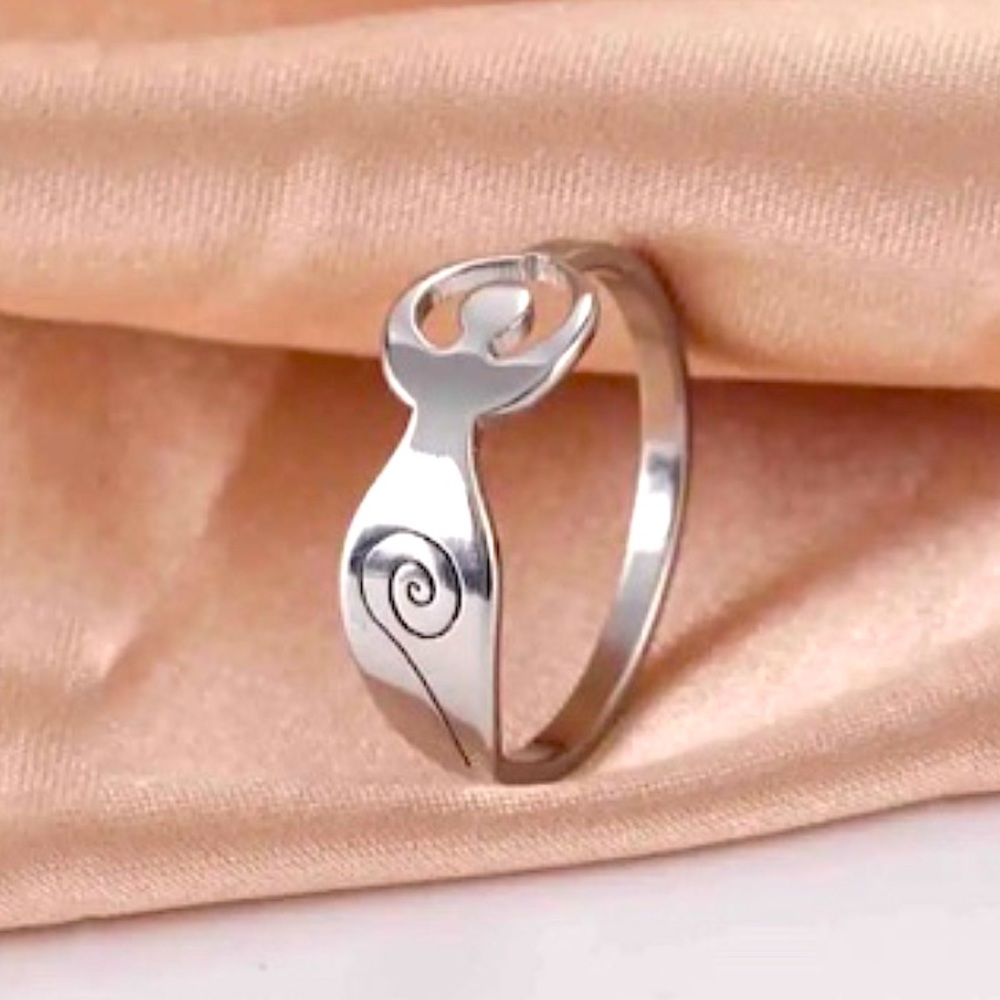 Ring Hecate Jewelry Silver Womans Fertility Triple Goddess Mother Witch Hekate